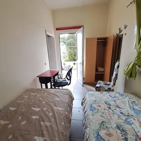 Granny House Madeira בית נופש פונשל