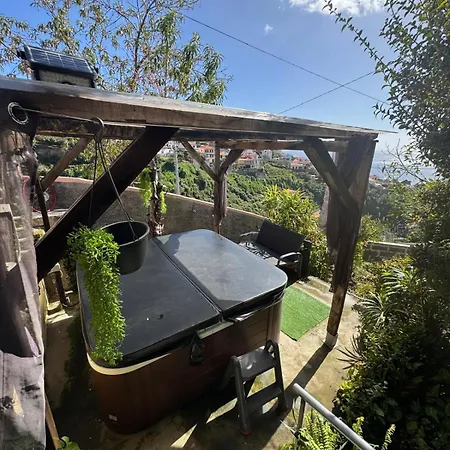 Semesterbostad Granny House Madeira Funchal (Madeira)